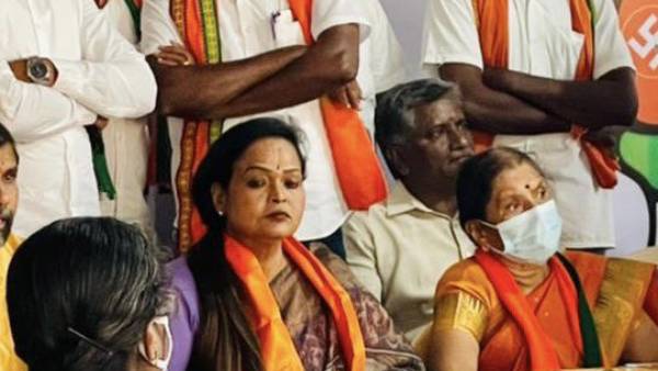 இன்ஸ்டாவில் போட்டோக்கள்
