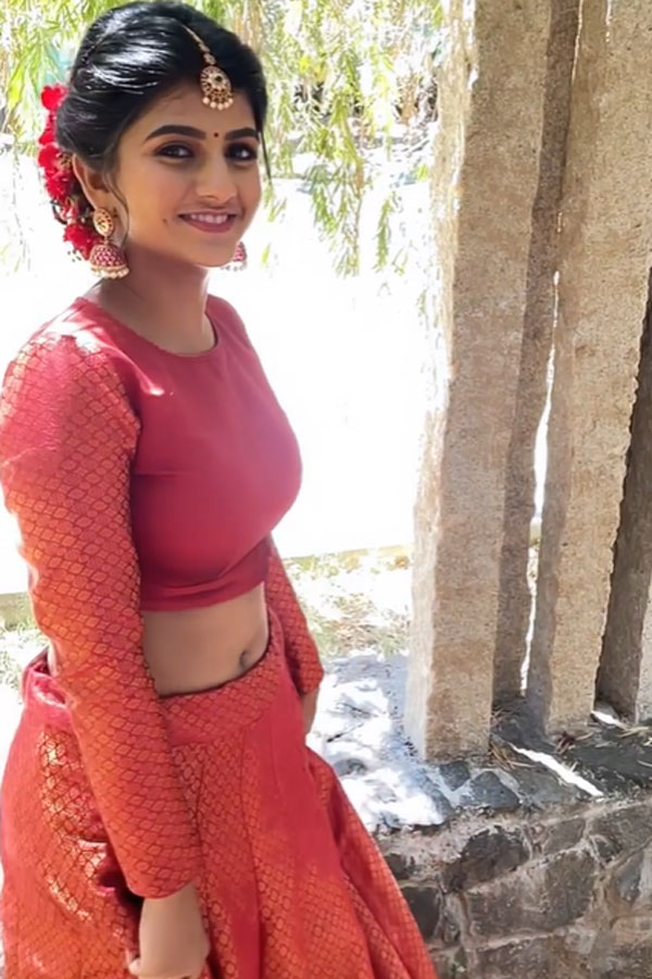 இளைஞர்கள் ஆர்வம்