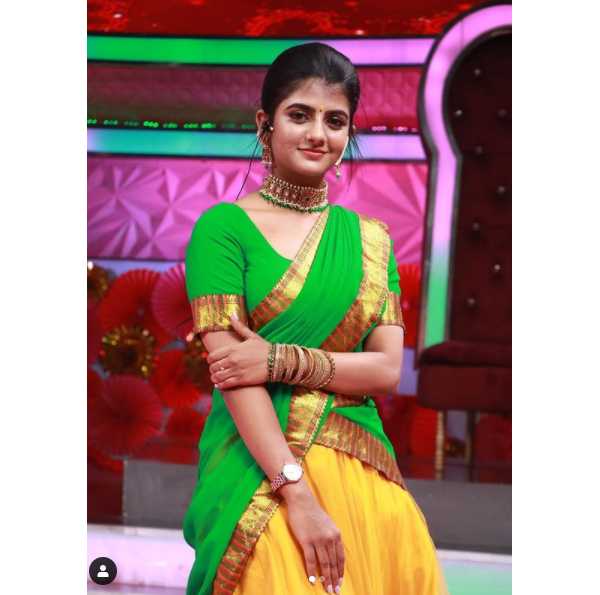 இடுப்பழகி