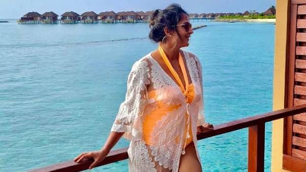 Varalaaru actress Kanihas latest bikini photos and video jolts netizens Varalaaru actress Kanihas latest bikini photos and video jolts netizens