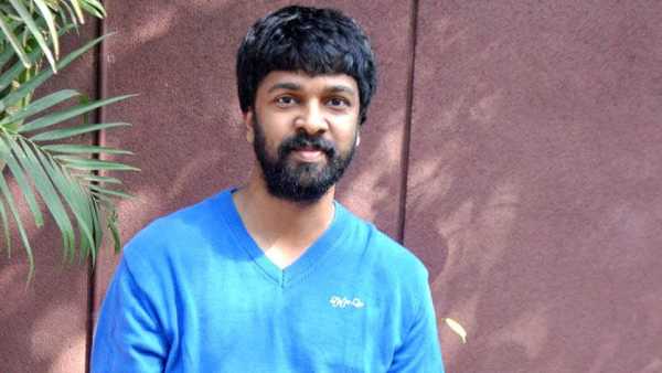 கைத்தட்டல் நினைவிருக்கிறது