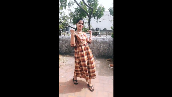 ஜாலியான டான்ஸ்