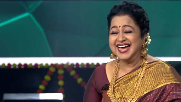 வசியம் செய்தார்