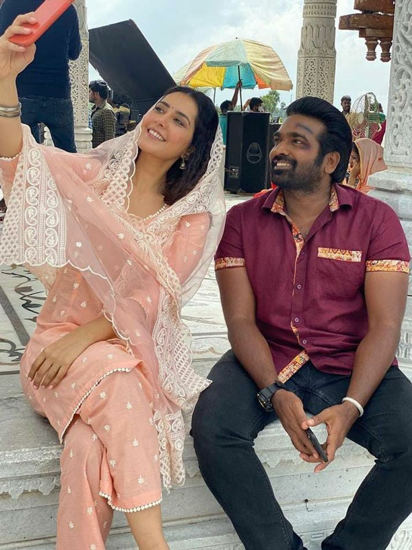 முதல் முறையாக நடிக்கும்