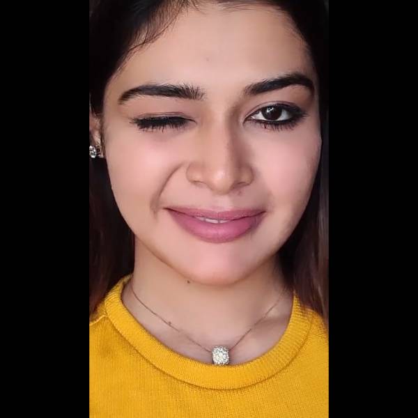 கிளாமர் தூக்கலாக