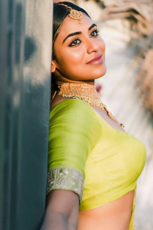 ஒன்றன் மீது ஒன்றை