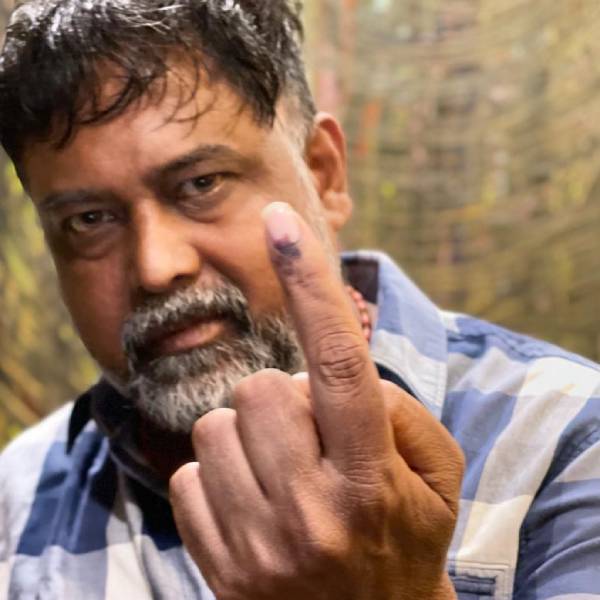 எதிர்பார்க்கிறேன்..