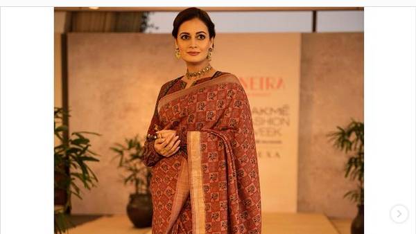 DIA MIRZA ANNOUNCES PREGNANCY - BABY BUMP PICTURES TURNS VIRAL ON SOCIAL MEDIA DIA MIRZA ANNOUNCES PREGNANCY - BABY BUMP PICTURES TURNS VIRAL ON SOCIAL MEDIA
