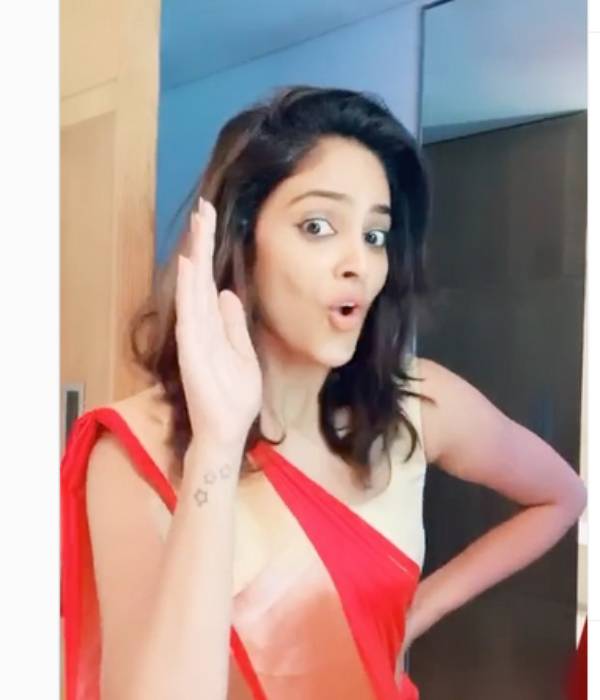 அட்டக்கத்தியில்