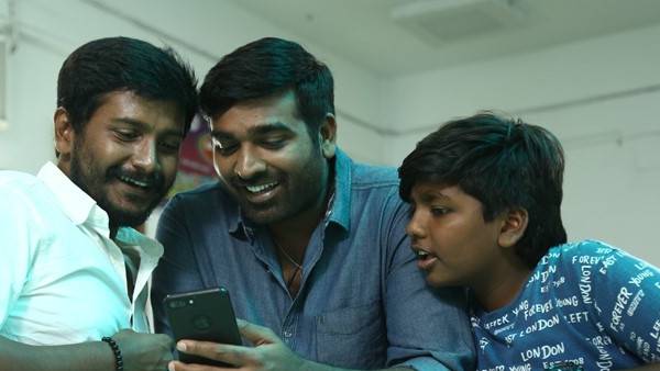வீடியோ காலில் கிரிக்கெட் பயிற்சி