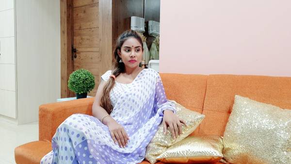 ஆபாசமாகவும் பச்சையாகவும்