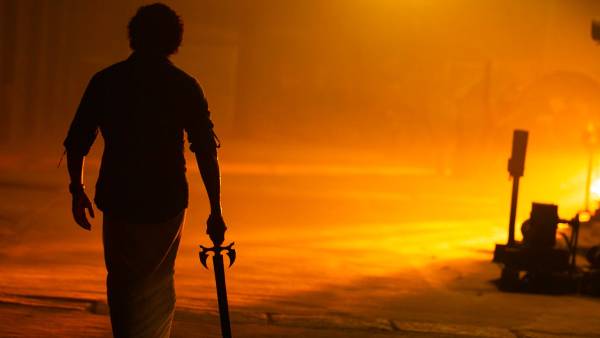 வாளுடன் சூர்யா