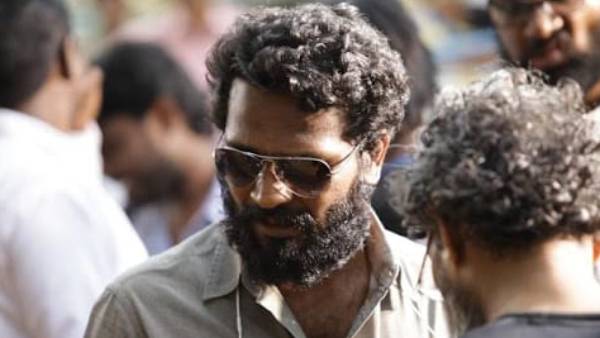 பிஸியாக இயக்குனர்