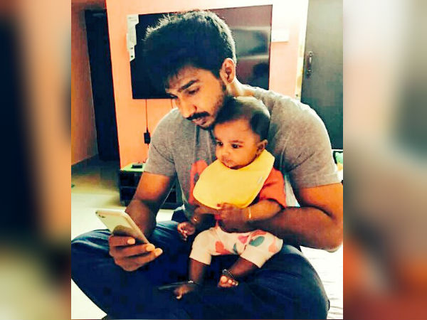 மகன் ஆர்யன்