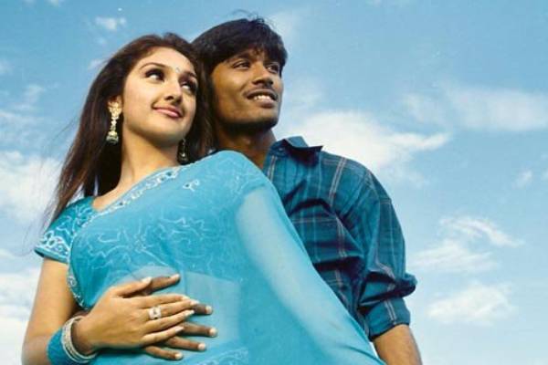தனுஷூடன் நடித்தார்