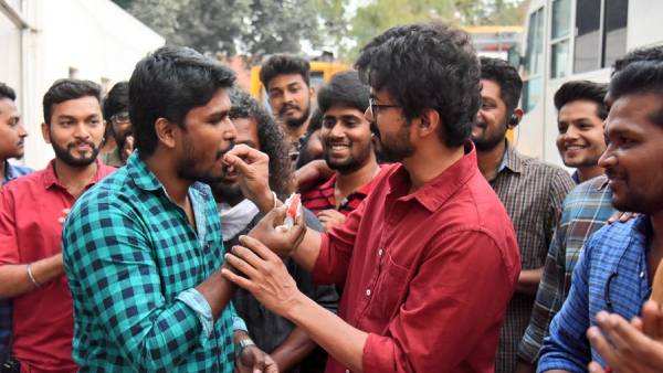 மாஸ்டர் வசனகர்த்தா