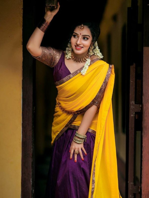 அம்மாயிலு அந்தே அதே டைப்