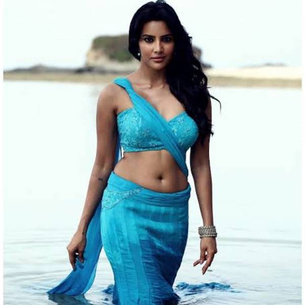 அந்த நாயாக நான்