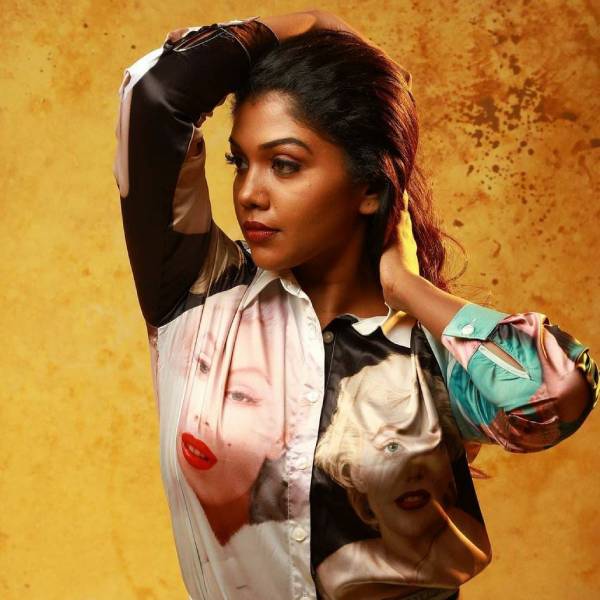 குணச்சித்திர வேடங்களில்