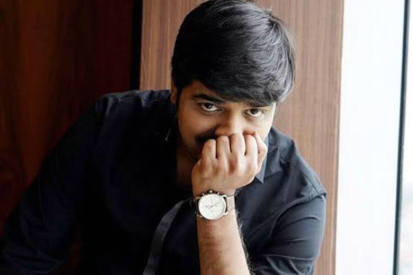 நடிகர் சதீஷ்