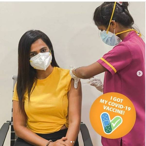 ஊசி போடும் போதும் சிரிப்பு