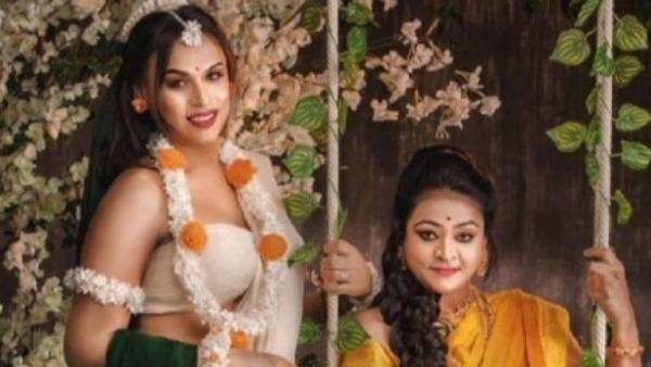 சகுந்தாலாவாகவும்