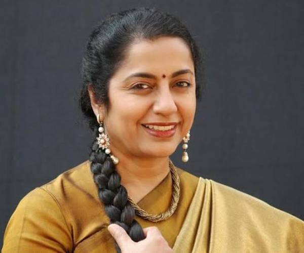 குணச்சித்திர வேடங்களில்