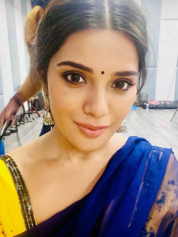 ரொமான்டிக் காட்சிகளில்