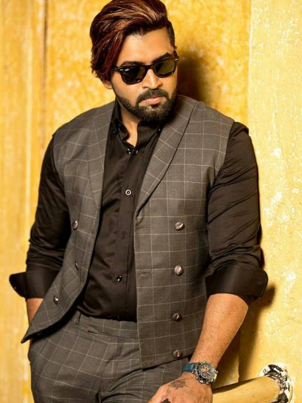 வில்லன் ரோலில்