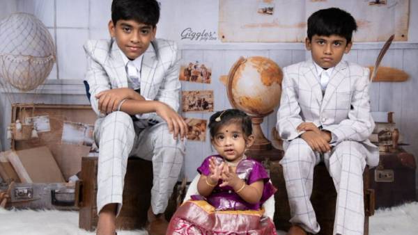 முதல் ஆண்டு பிறந்தநாள்