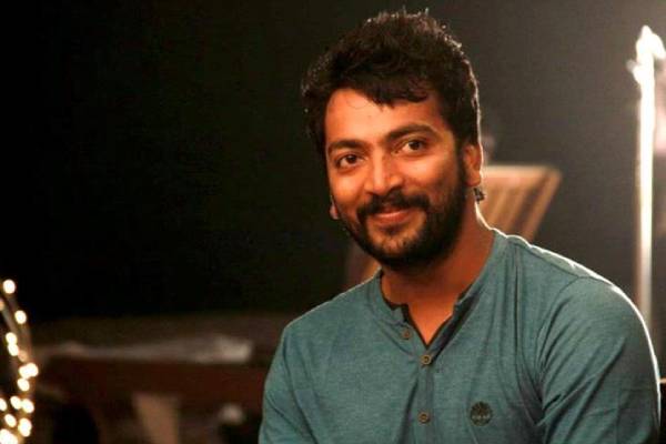 ஹீரோவுக்கு அடியாள்