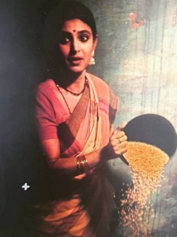 ஷேர் செய்கின்றனர்