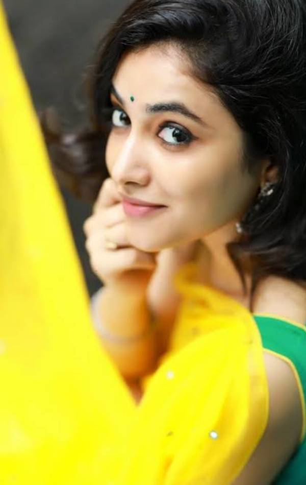 முன்னணி நடிகர்களுடன்