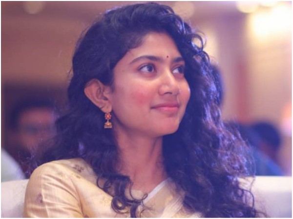 சாதனை படைத்த ரவுடி பேபி