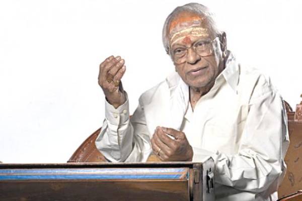 கண்ணதாசன், எம்எஸ்வி.,யை புகழ்ந்த கமல்