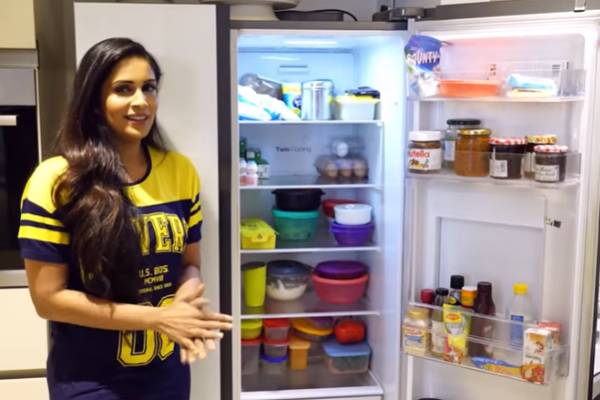 வடிவேலு டயலாக்குடன் வீடியோ