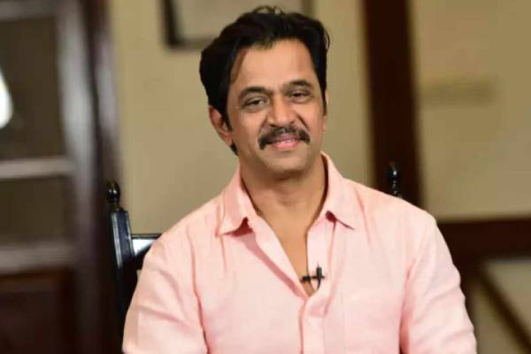 அறுபதை தொட்ட ஆக்சன் கிங்
