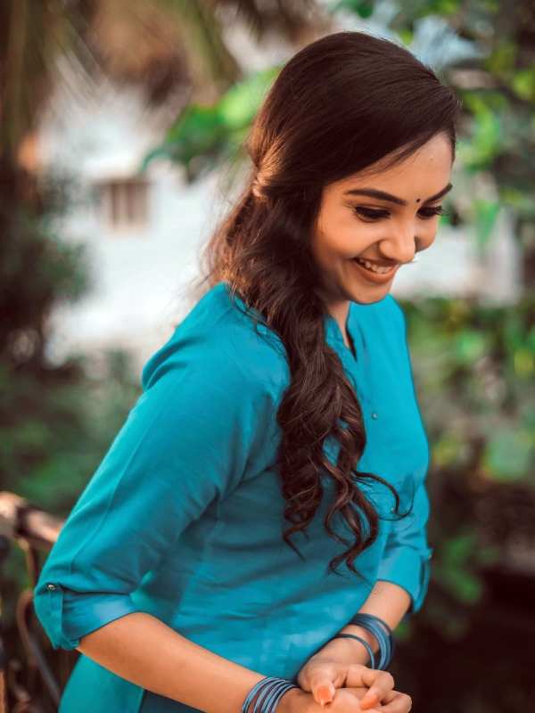 பனிவிழும் மலர்வனம்