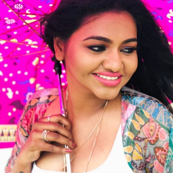 சதீஷூக்கு ஜோடியாக