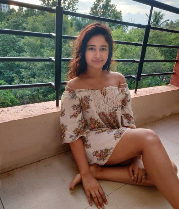 பட வாய்ப்பு இல்லாததால்