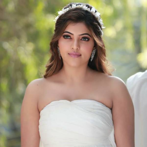 டான்ஸில் பட்டையை கிளப்பி