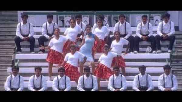 ரசிகர்கள் மத்தியில் வரவேற்பு