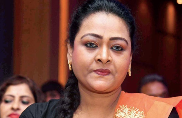 ரசிகர்கள் அதிர்ச்சி