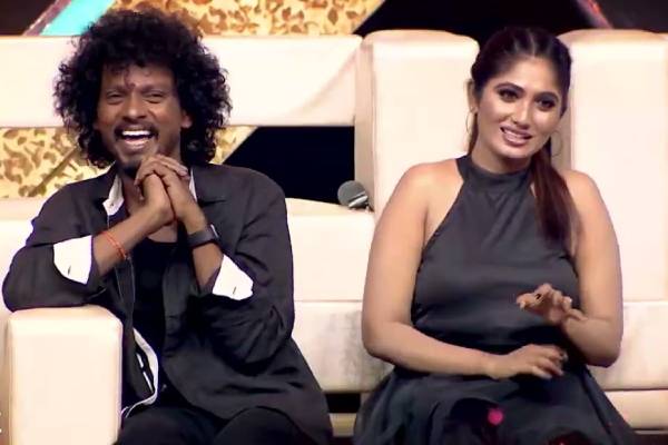 ஜூலியை புகழ்ந்த ரம்யா