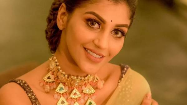 யாஷிகா பலத்த காயம்