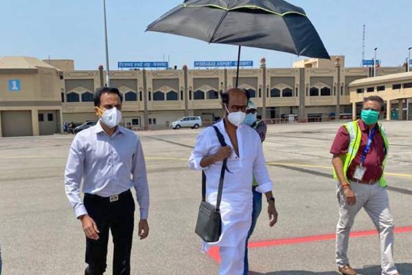 கொல்கத்தா போகிறாரா ரஜினி