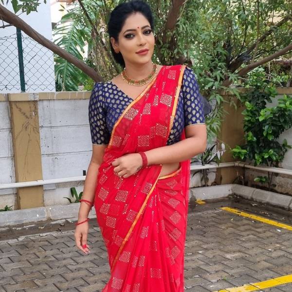 கவர்ச்சி உடை