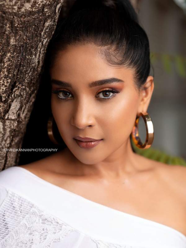 திட்டி தீர்க்கும் நெட்டிசன்ஸ்