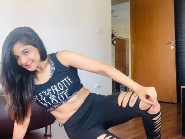 வேற லெவல் எக்சர்ஸைஸ்