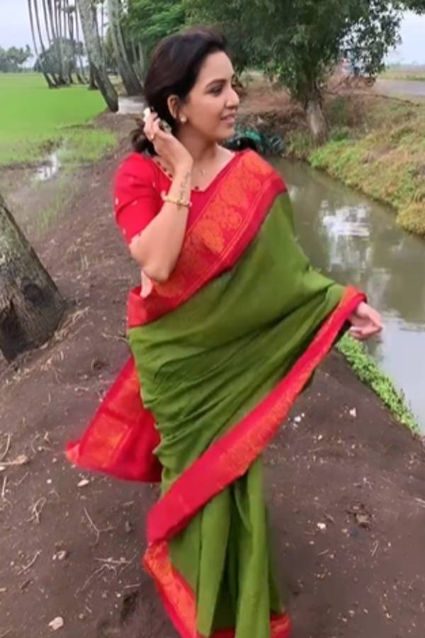 செம கவர்ச்சி